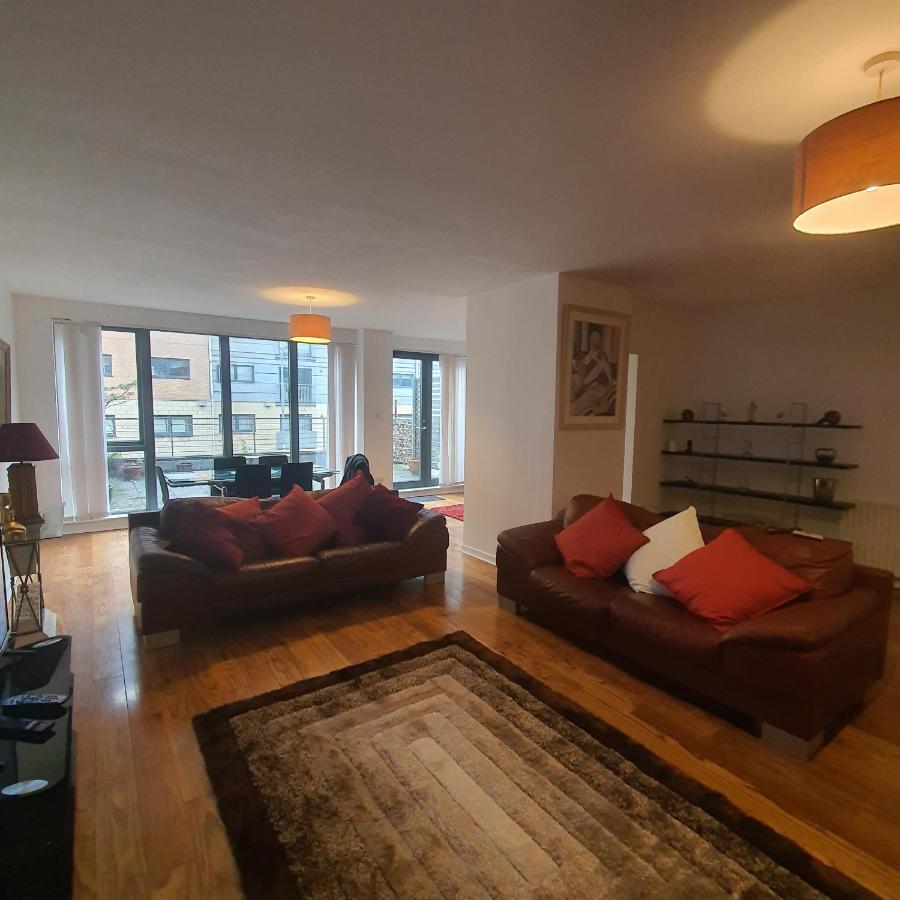 Modern Apt @Tramway Theatre Apartman Glasgow Kültér fotó